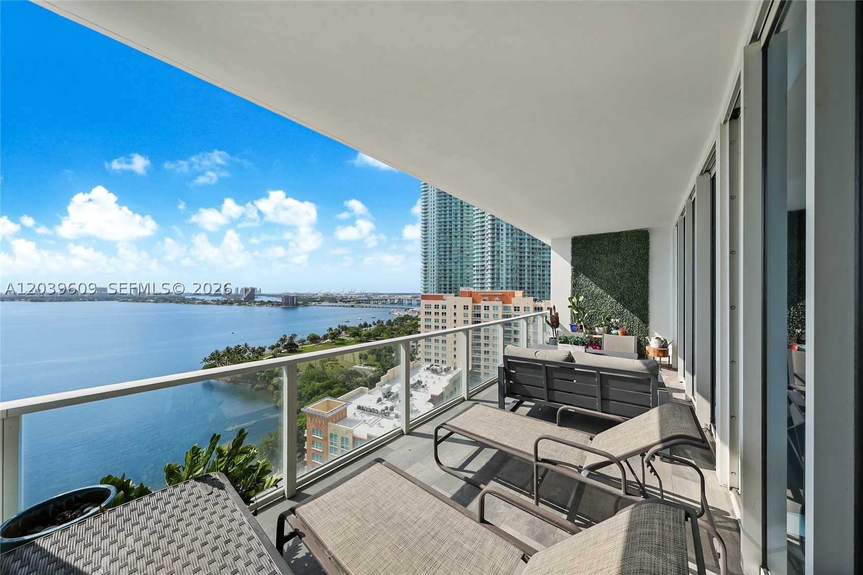 2020 N Bayshore Dr #1708, Miami FL 33137
