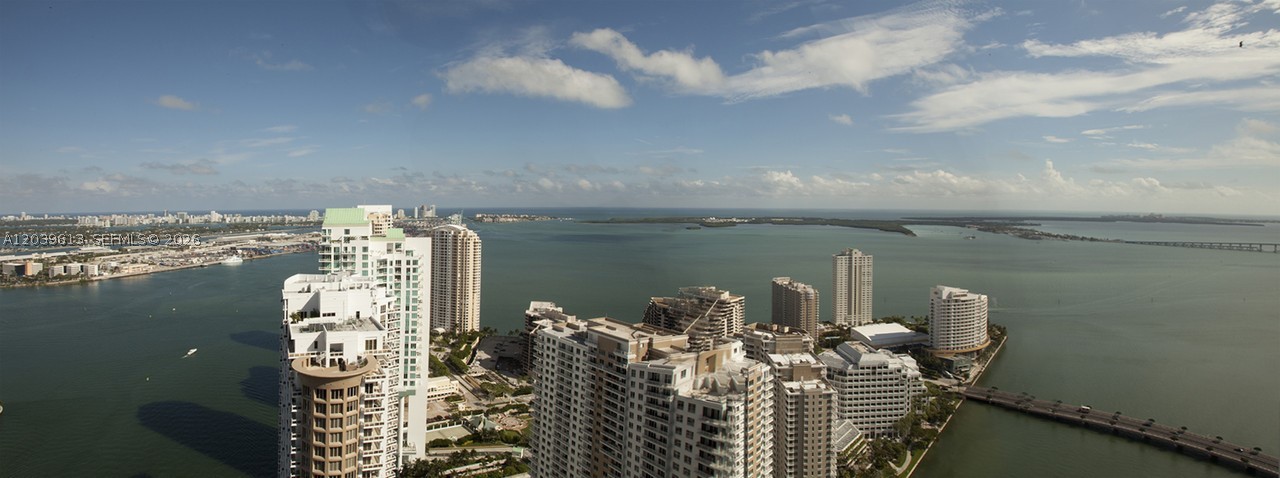 465 Brickell Ave #4703, Miami FL 33131