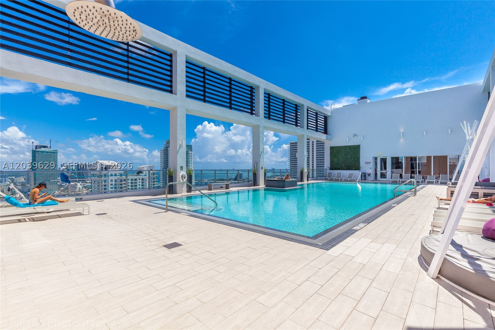 151 SE 1st St #3103, Miami FL 33131