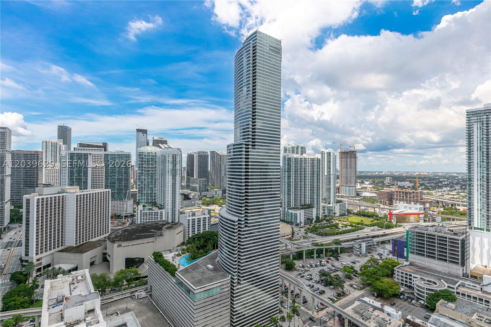 151 SE 1st St #3103, Miami FL 33131
