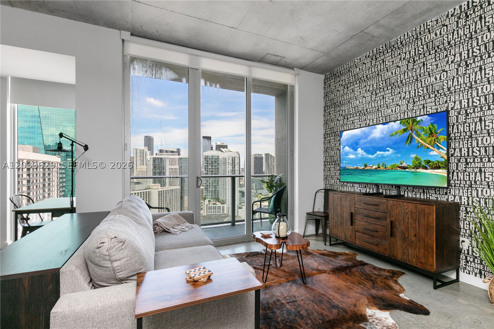 151 SE 1st St #3103, Miami FL 33131