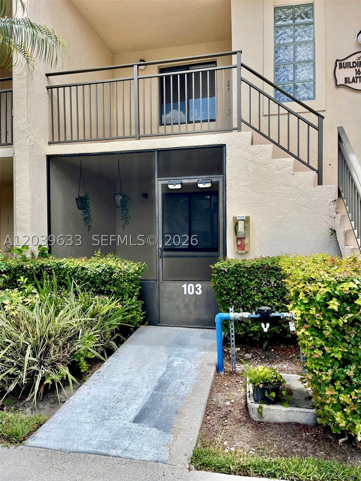 16461 Blatt Blvd #103, Weston FL 33326