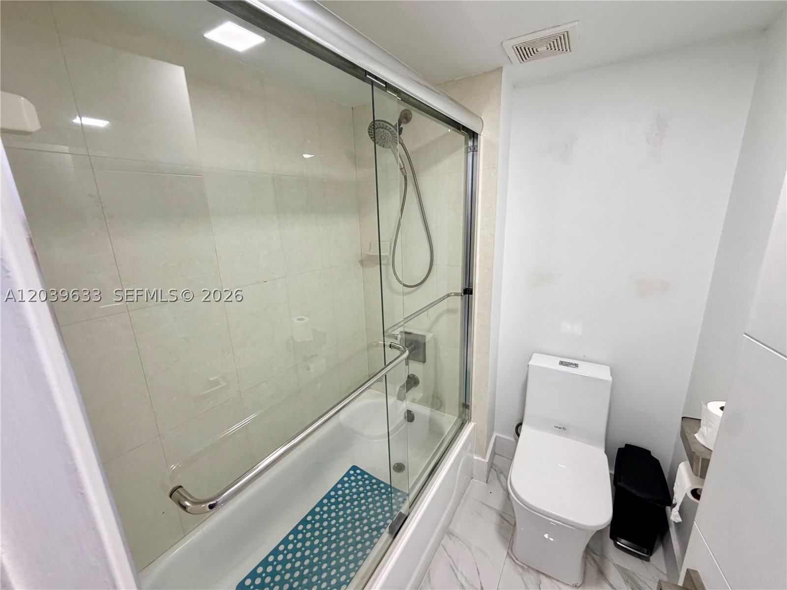 16461 Blatt Blvd #103, Weston FL 33326