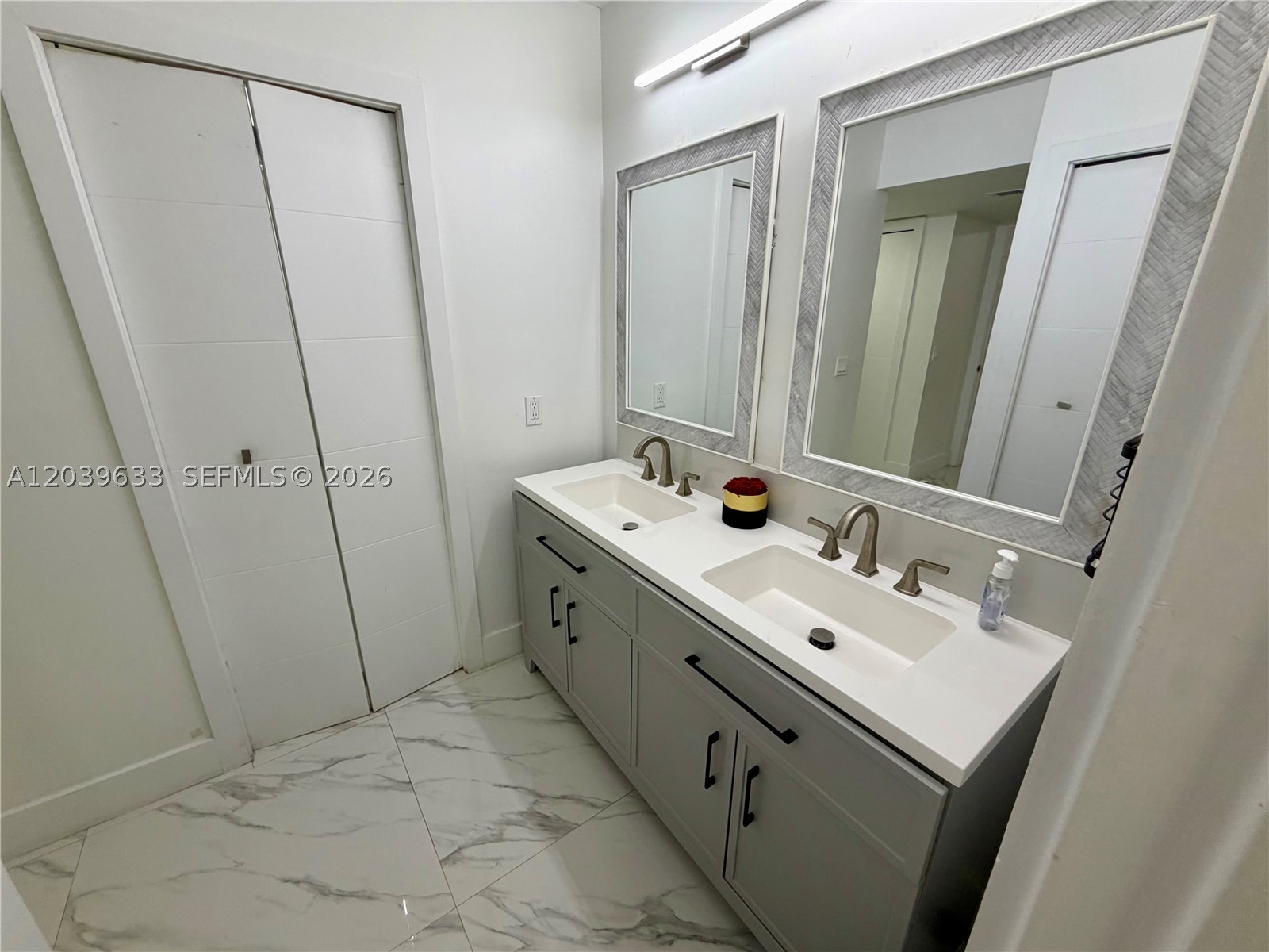 16461 Blatt Blvd #103, Weston FL 33326