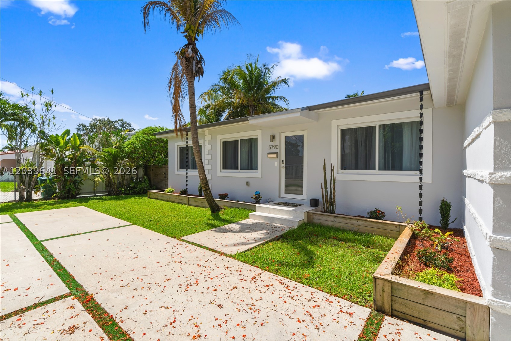 5790 SW 3rd St, Miami FL 33144