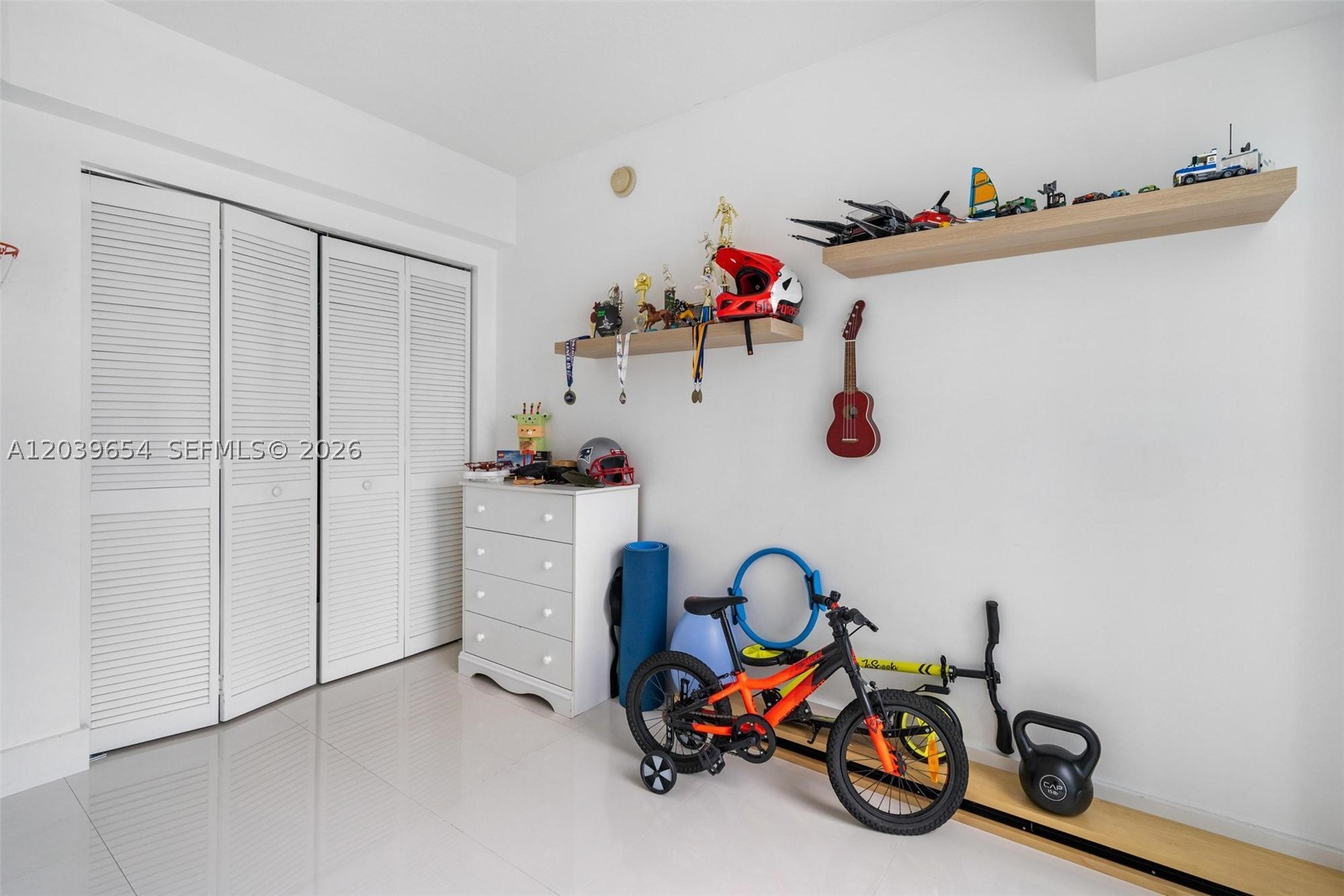 41 SE 5th St #1202, Miami FL 33131