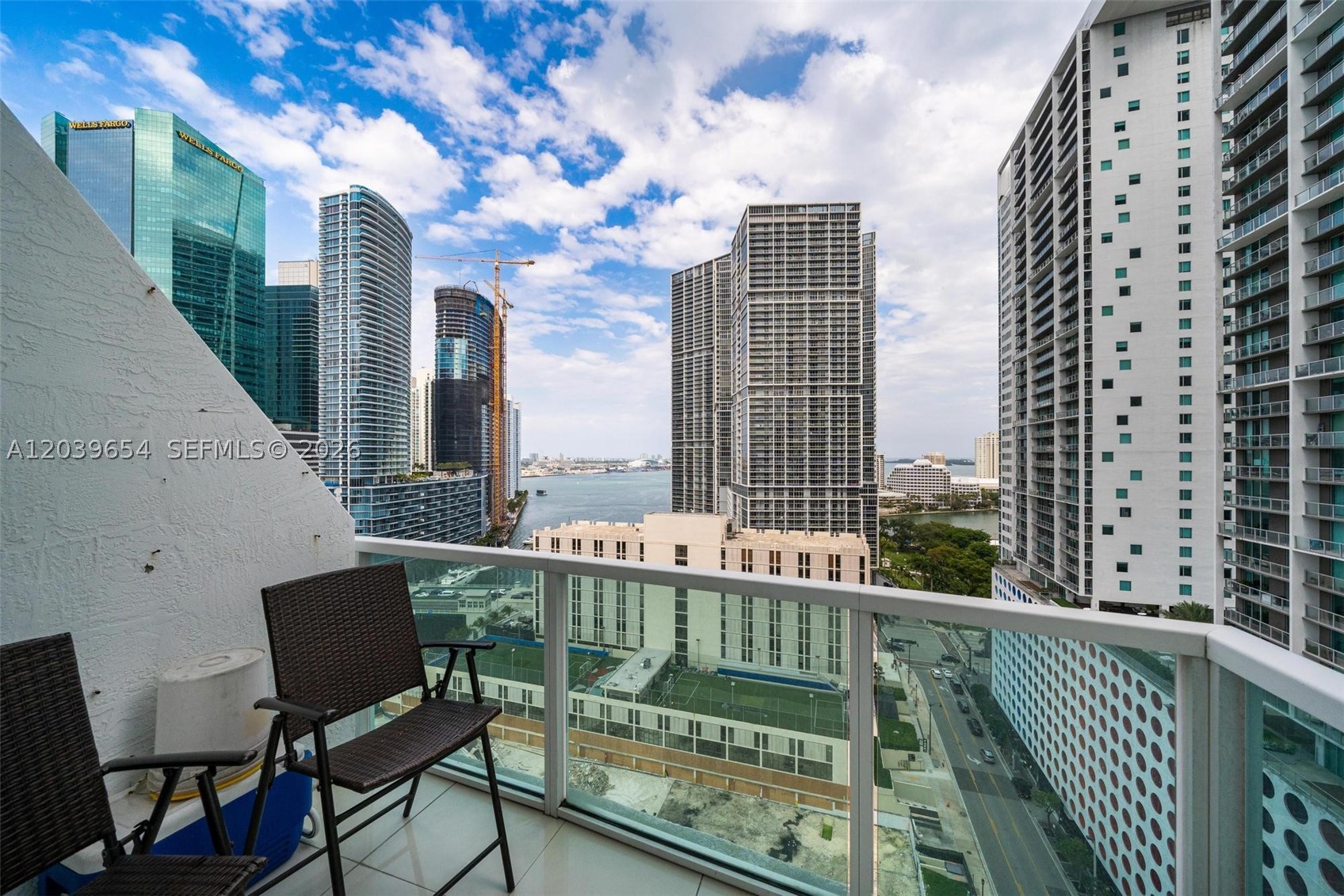 41 SE 5th St #1202, Miami FL 33131