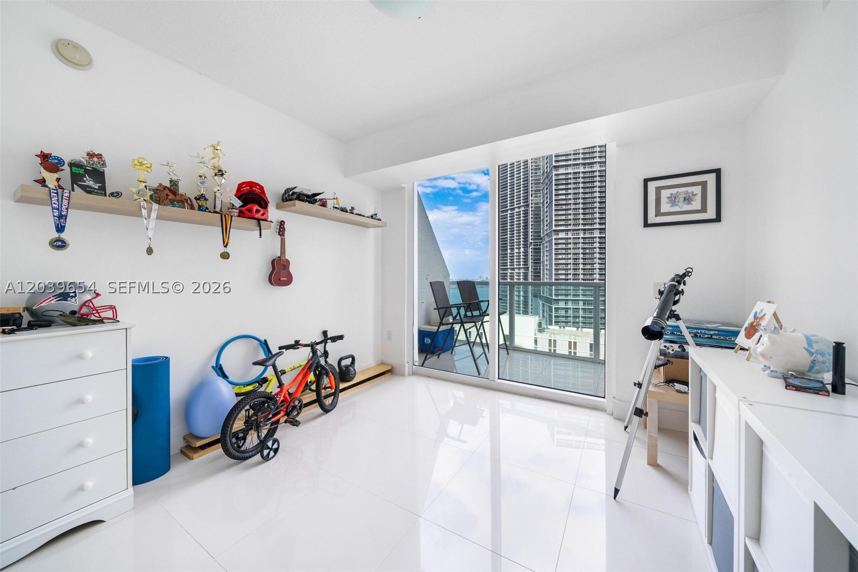 41 SE 5th St #1202, Miami FL 33131
