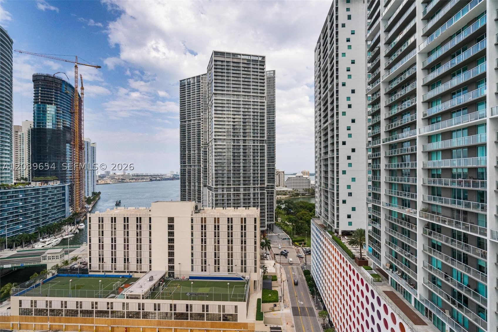 41 SE 5th St #1202, Miami FL 33131