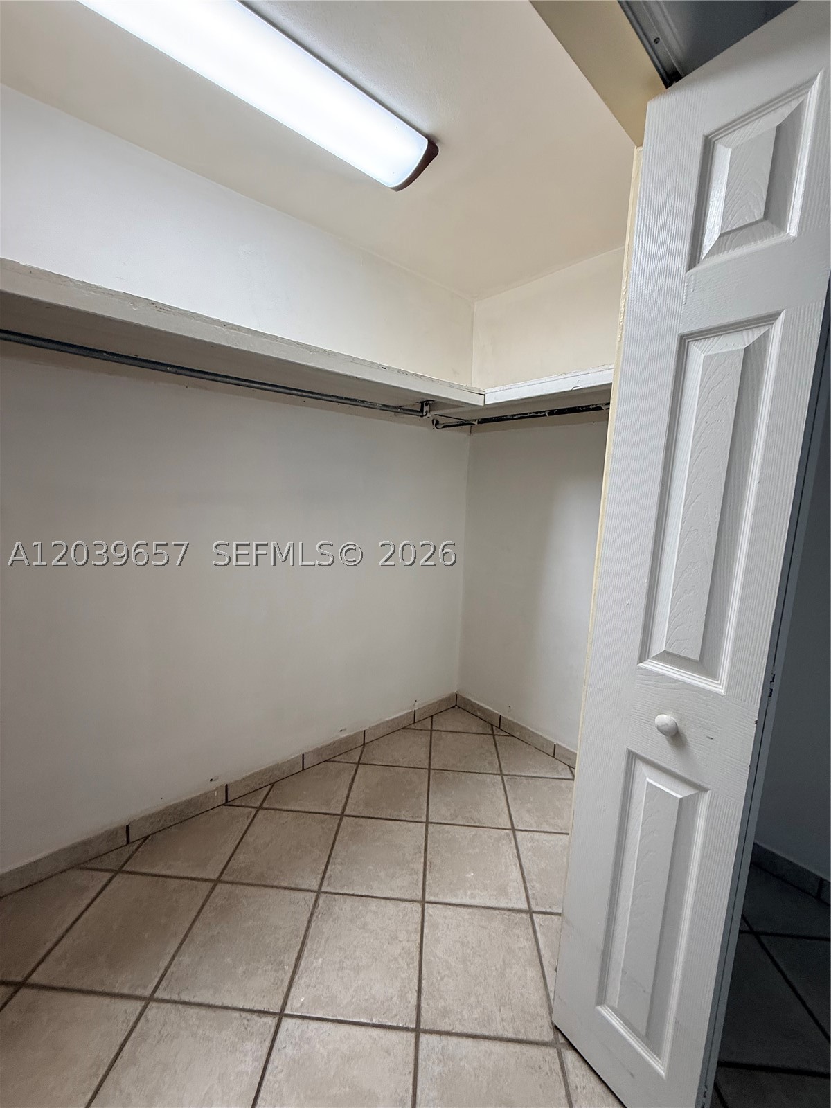 561 W 39th St #n/a, Hialeah FL 33012