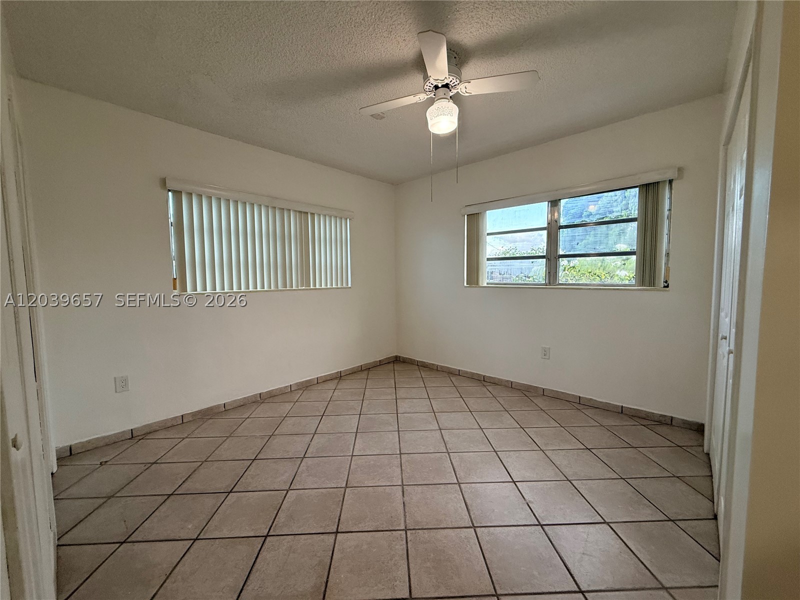 561 W 39th St #n/a, Hialeah FL 33012
