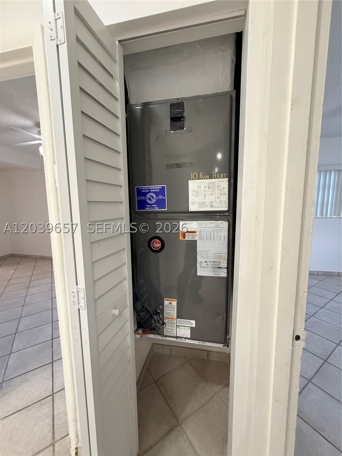 561 W 39th St #n/a, Hialeah FL 33012