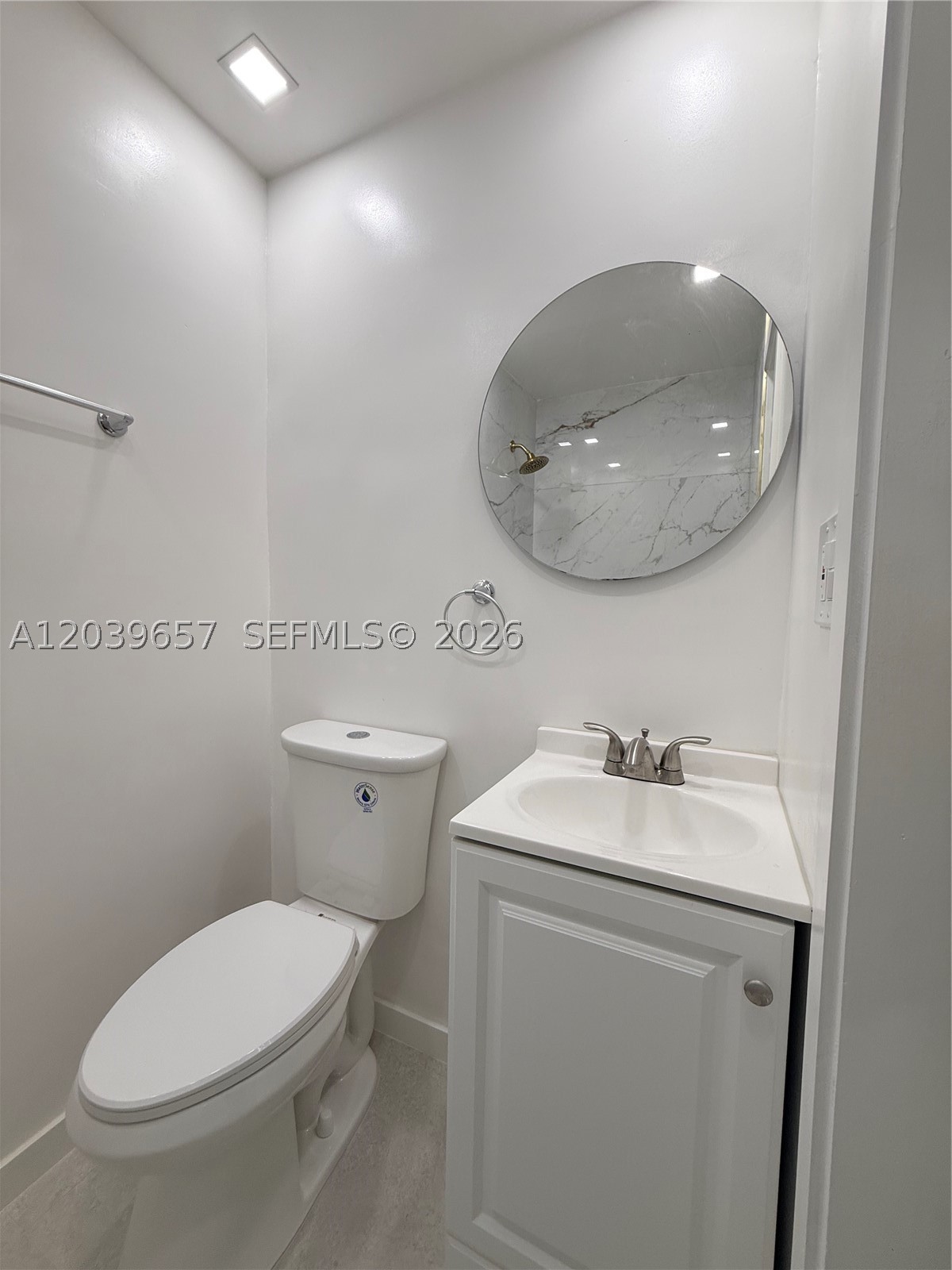 561 W 39th St #n/a, Hialeah FL 33012