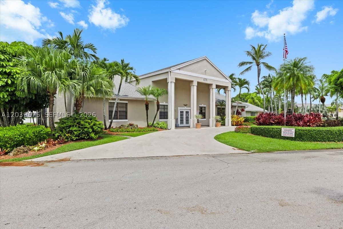 999 Hamilton Dr #999B, Homestead FL 33034