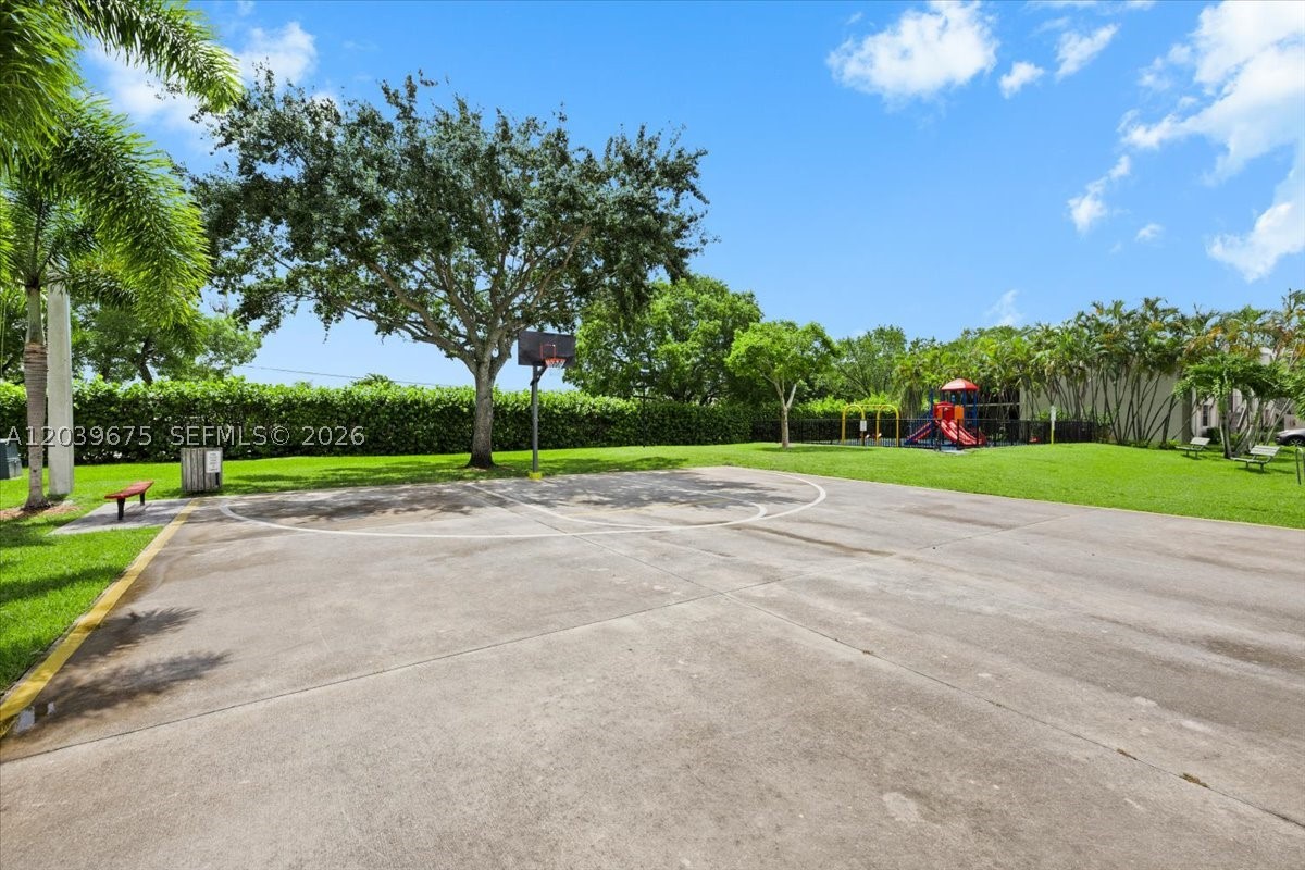 999 Hamilton Dr #999B, Homestead FL 33034