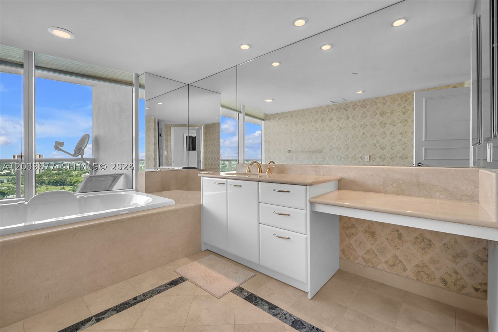 19955 NE 38th Ct #2204, Aventura FL 33180