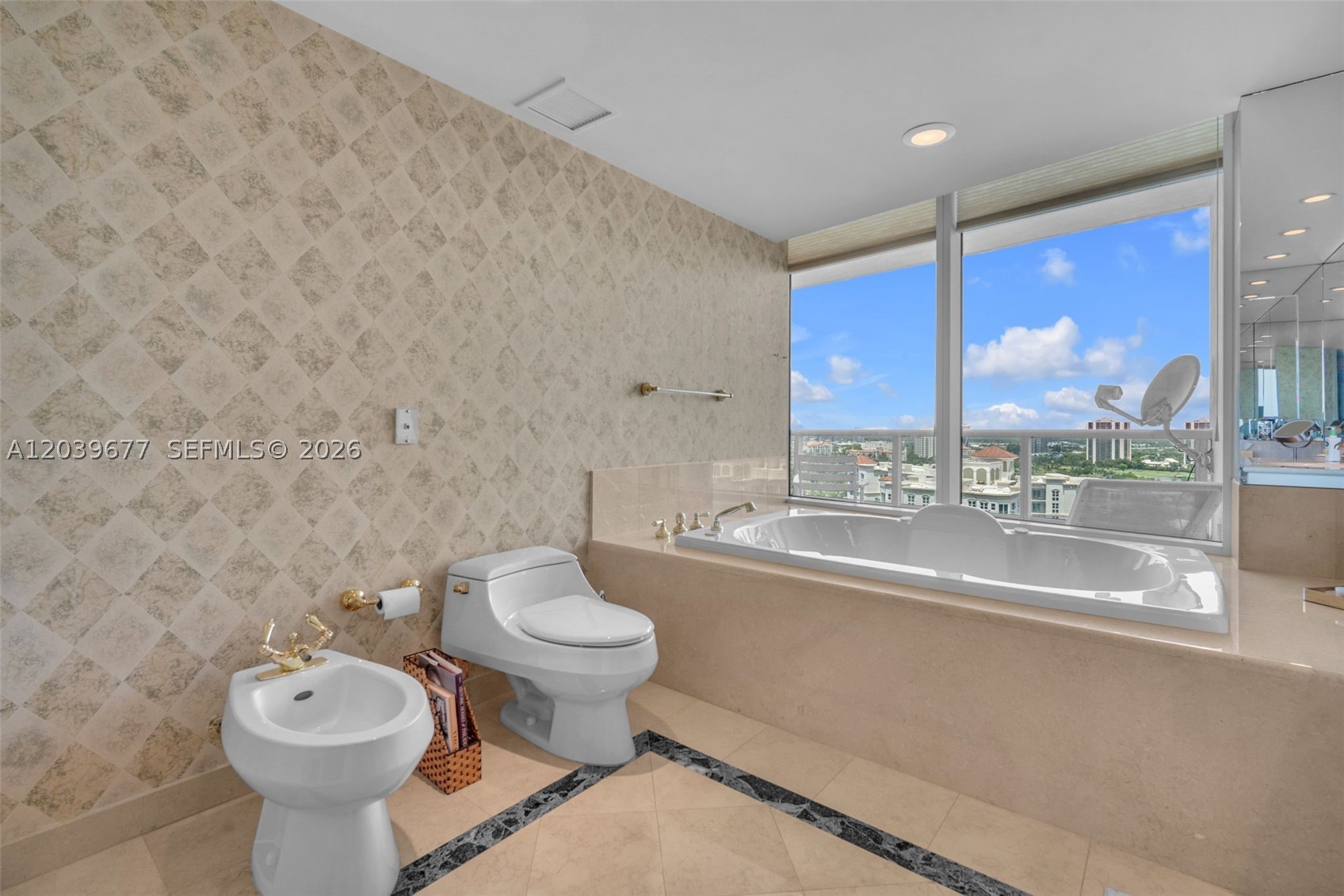 19955 NE 38th Ct #2204, Aventura FL 33180