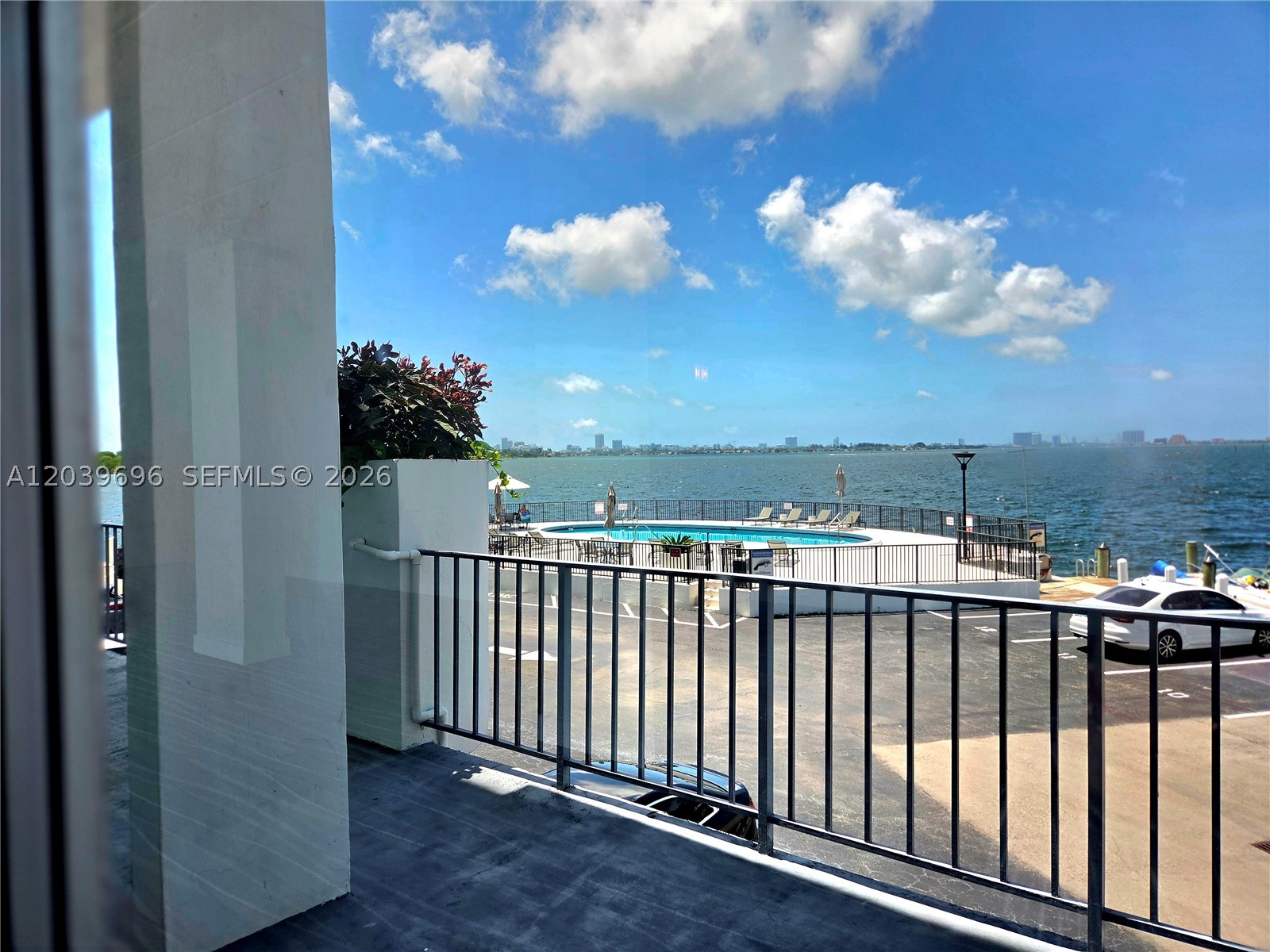11930 N Bayshore Dr #910, North Miami FL 33181