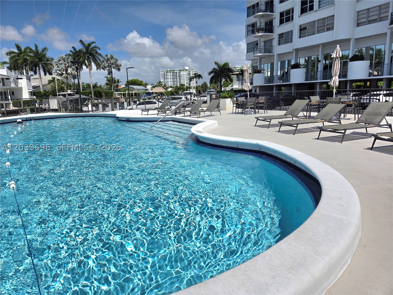 11930 N Bayshore Dr #910, North Miami FL 33181
