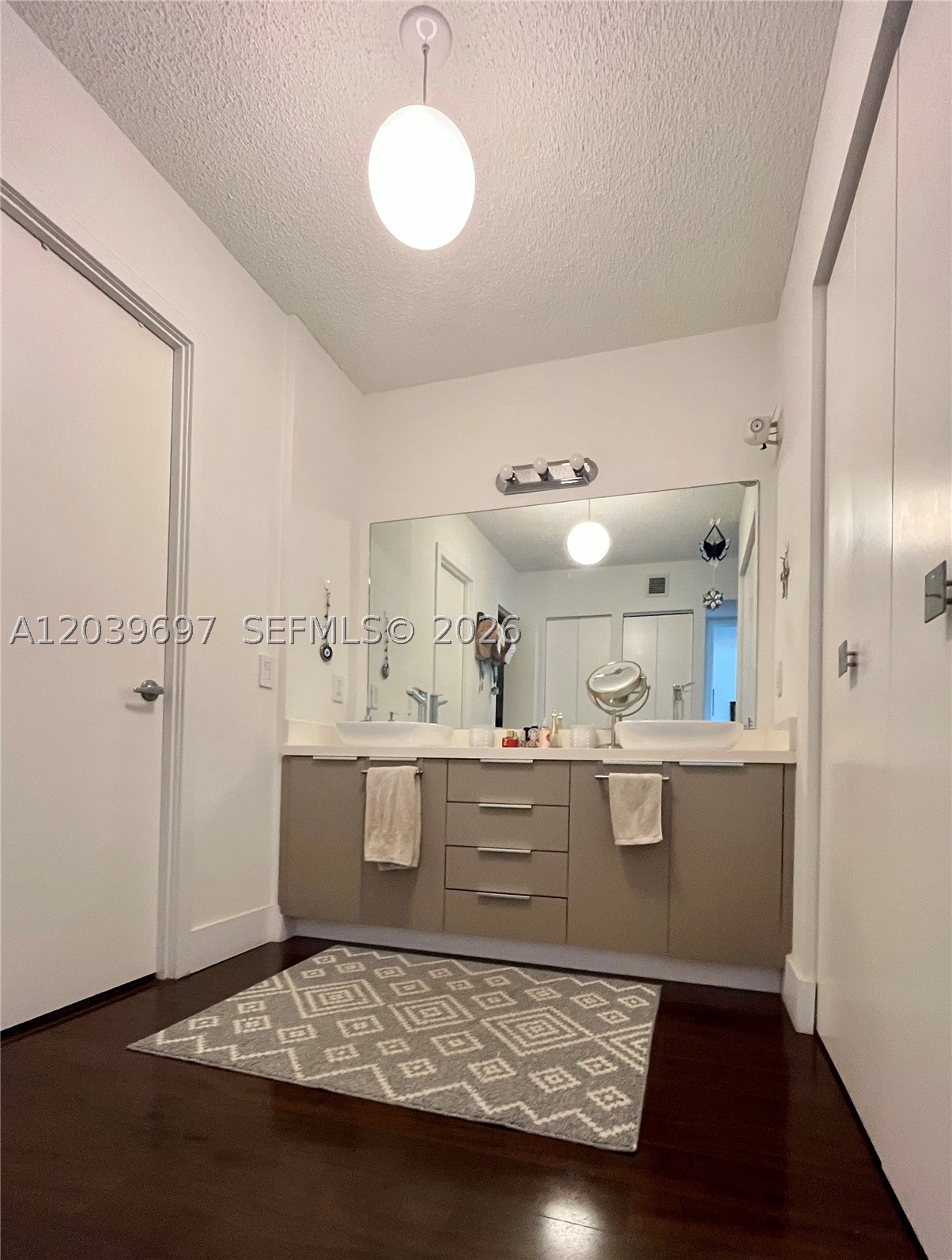 3701 N Country Club Dr #304, Aventura FL 33180