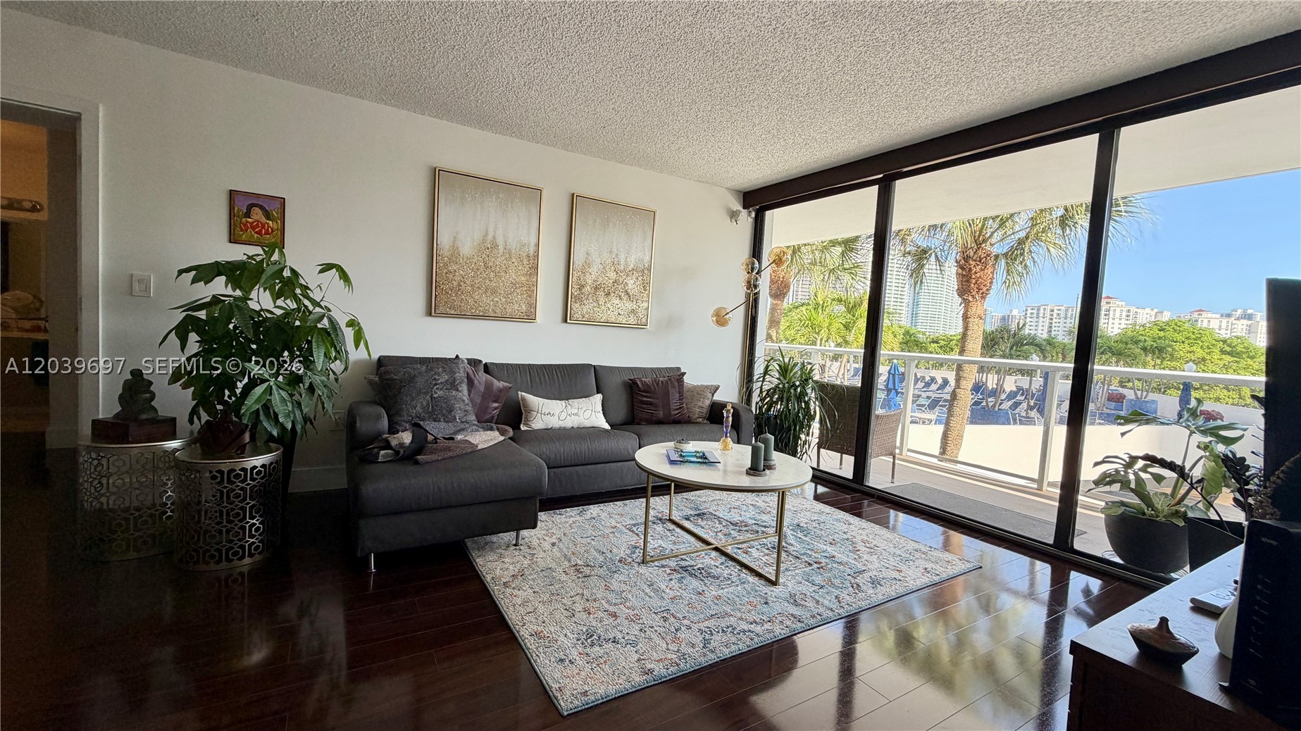 3701 N Country Club Dr #304, Aventura FL 33180