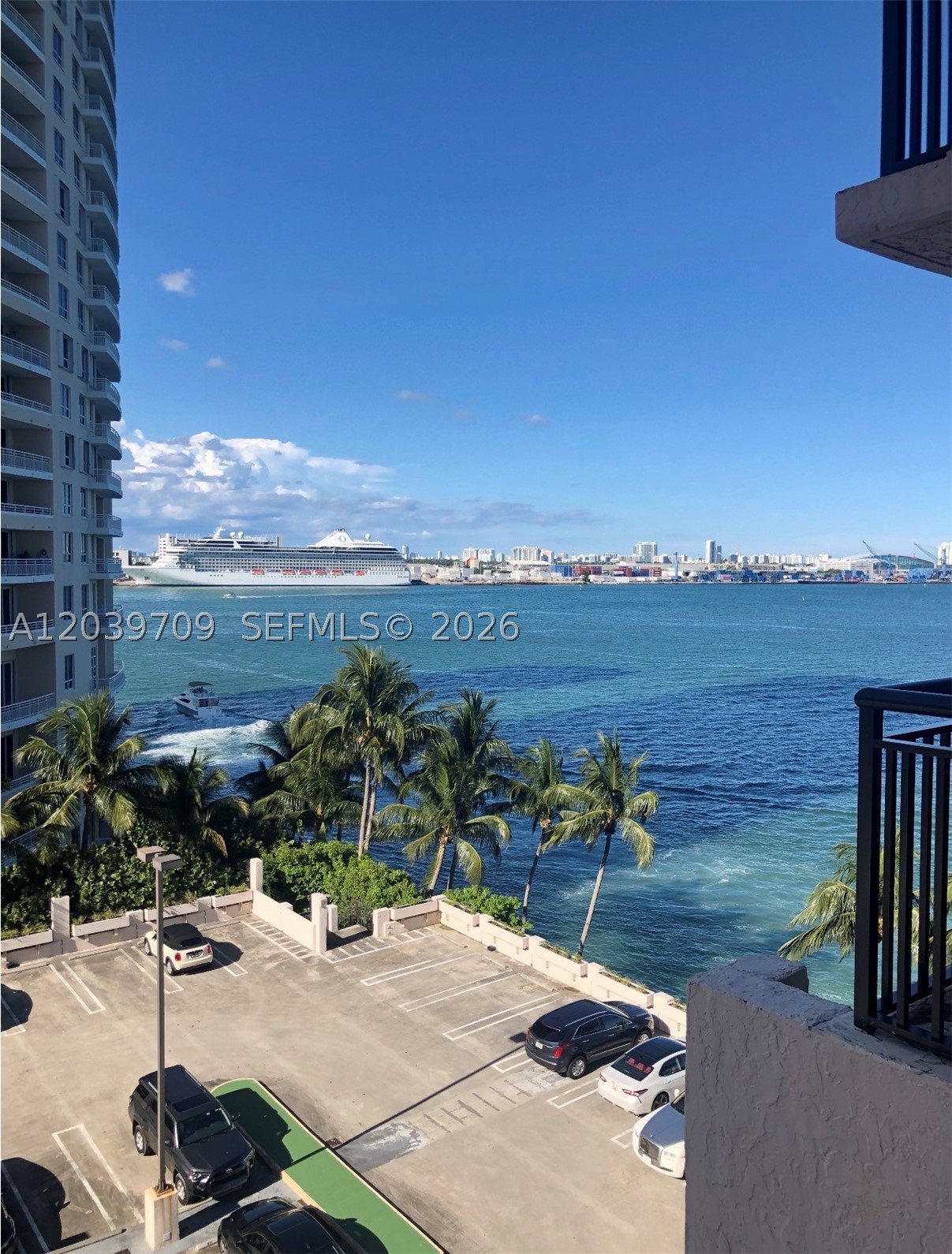 540 Brickell Key Dr #828, Miami FL 33131