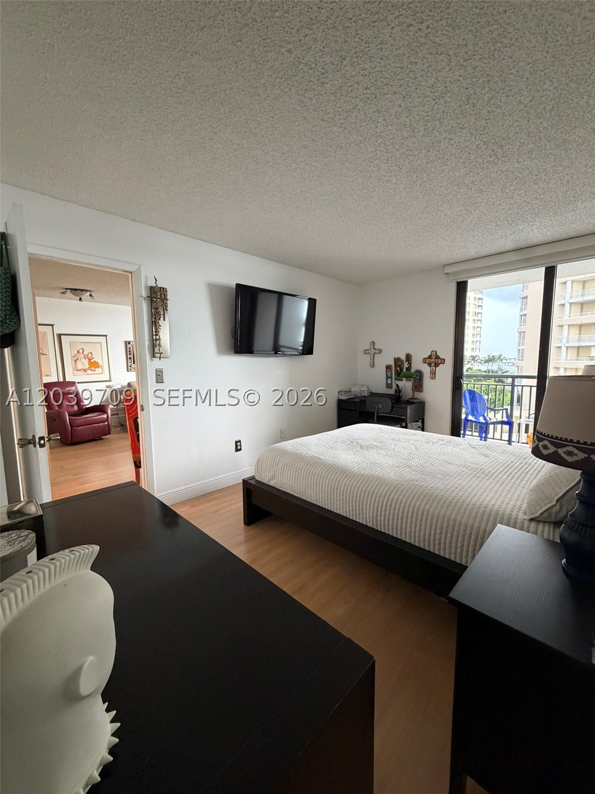 540 Brickell Key Dr #828, Miami FL 33131