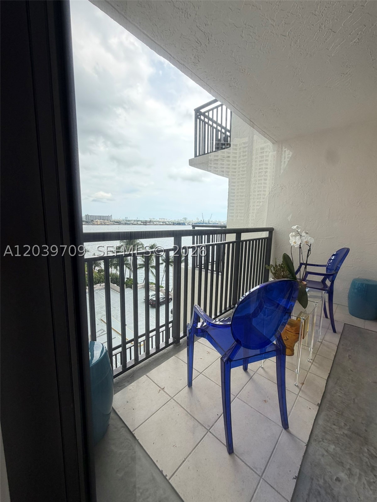 540 Brickell Key Dr #828, Miami FL 33131