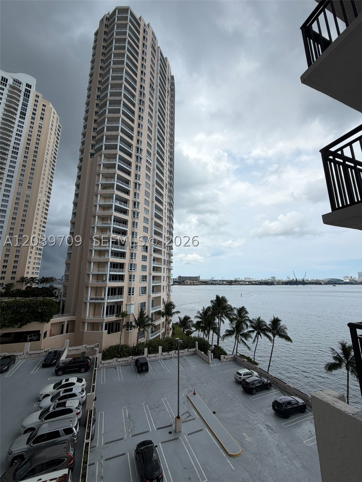 540 Brickell Key Dr #828, Miami FL 33131