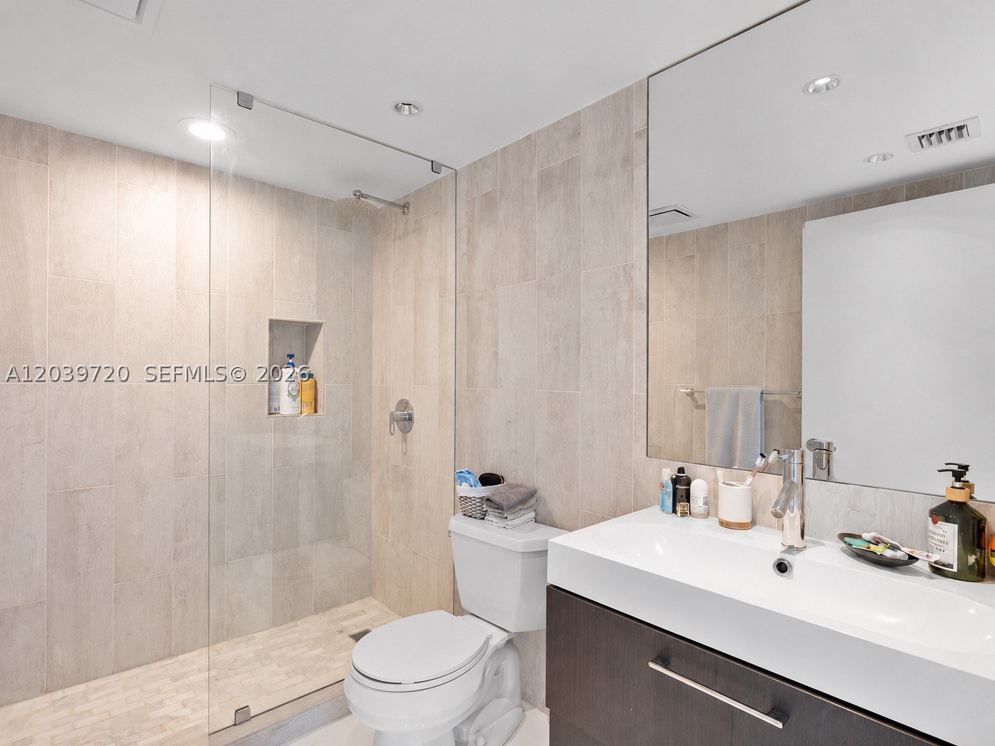 650 West Ave #2110, Miami Beach FL 33139