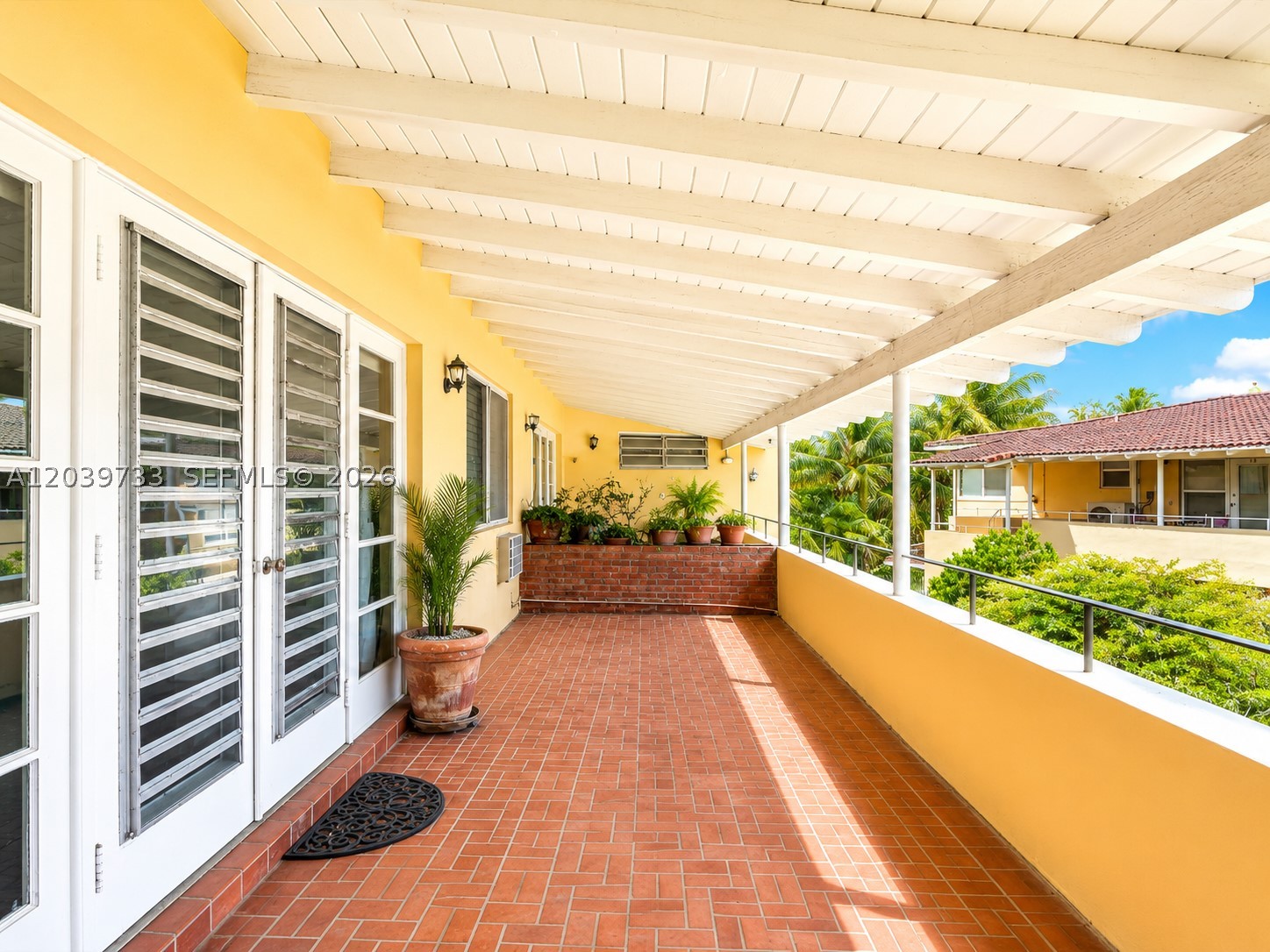 20 Park Dr #9, Bal Harbour FL 33154