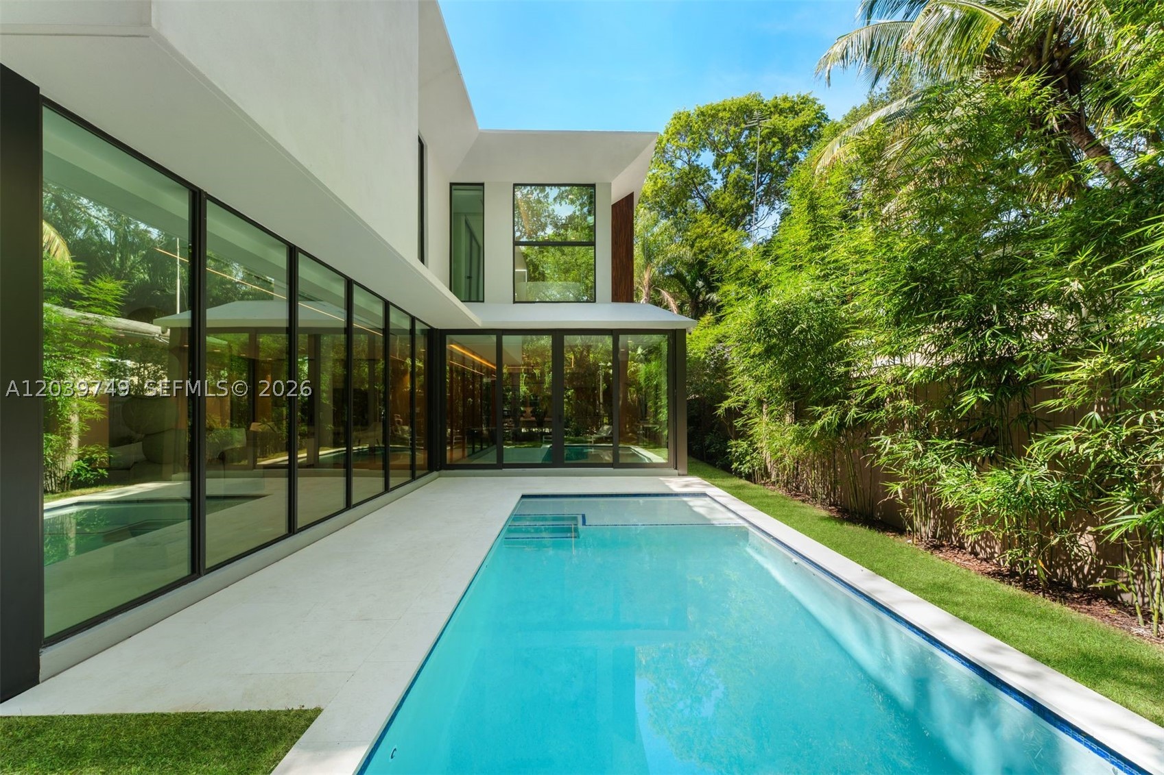3579 Avocado Ave, Miami FL 33133