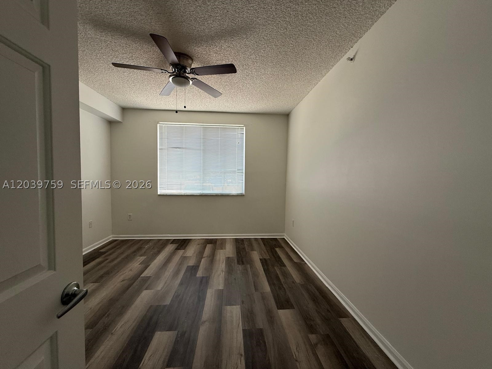 8050 N Nob Hill Rd #105, Tamarac FL 33321