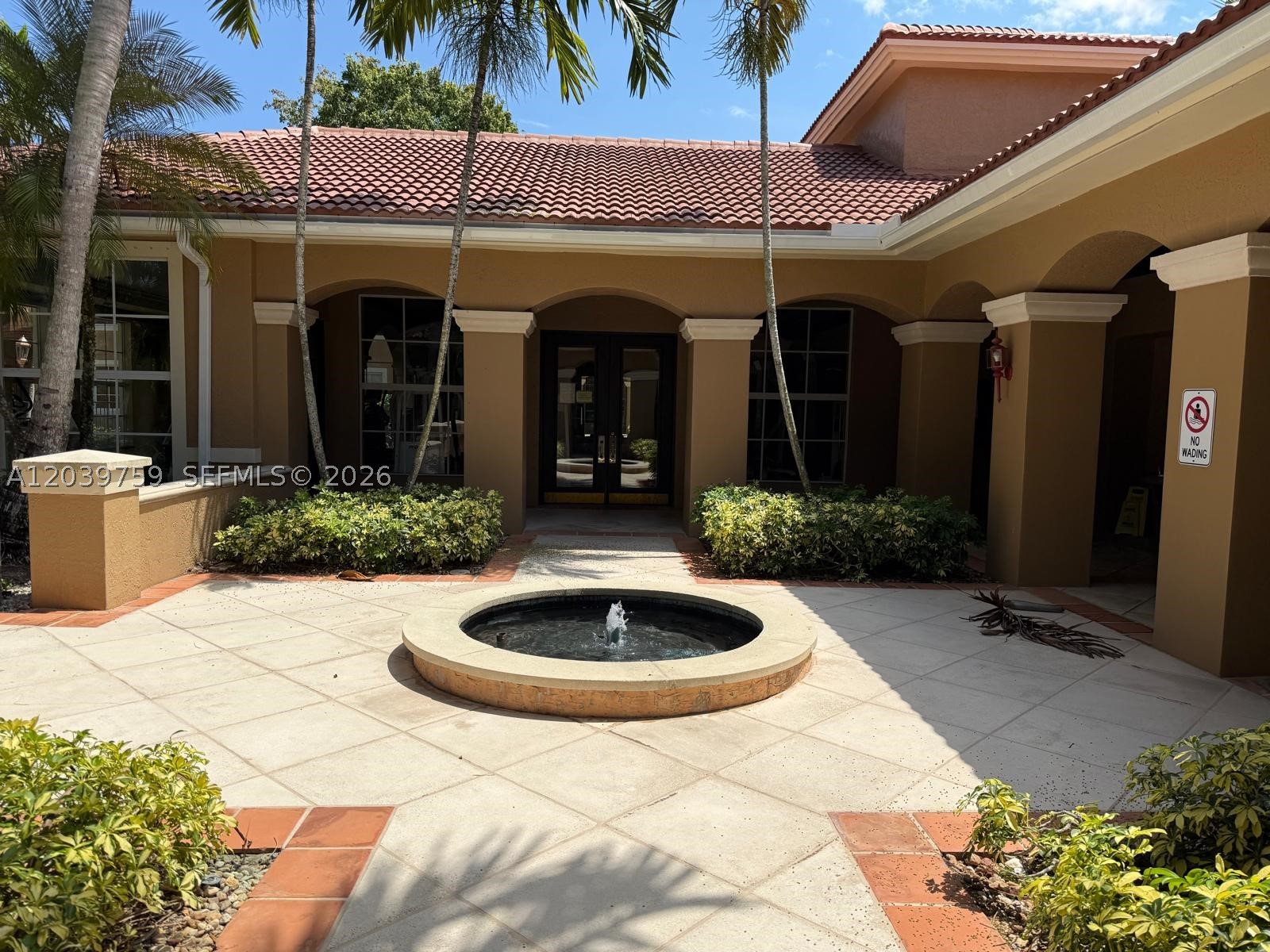8050 N Nob Hill Rd #105, Tamarac FL 33321