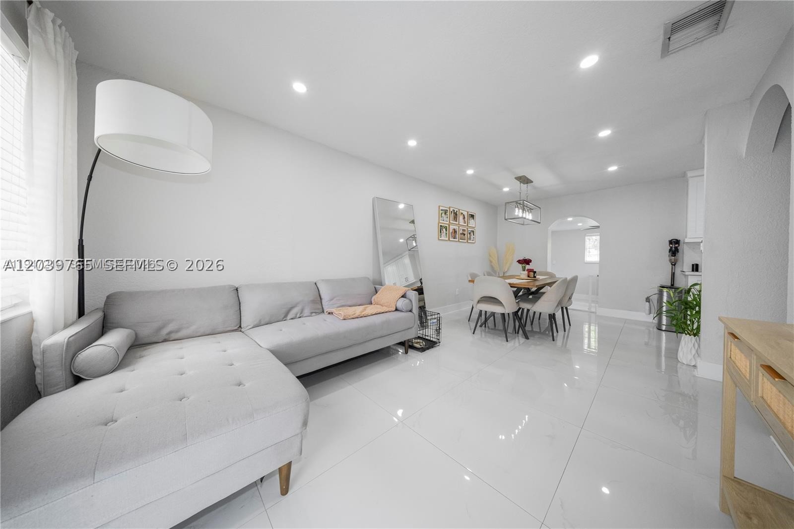 10731 SW 51st Dr, Miami FL 33165