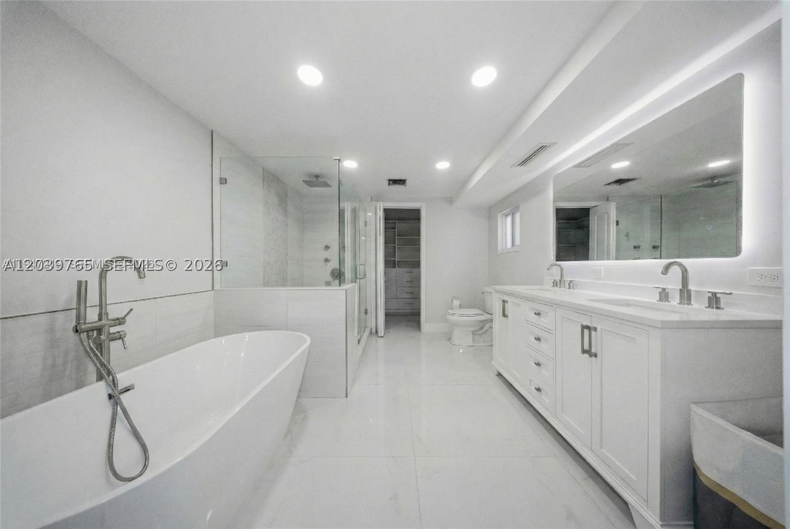 10731 SW 51st Dr, Miami FL 33165