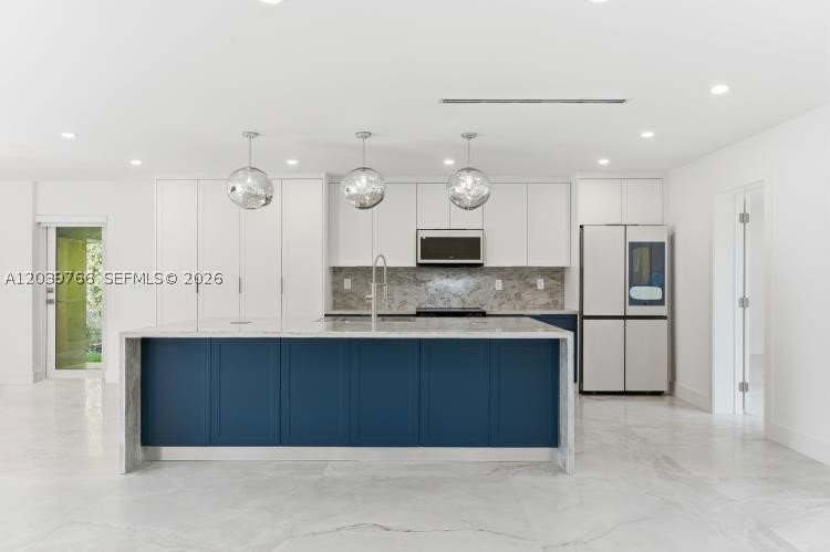 291 E Shore Dr E, Miami FL 33133