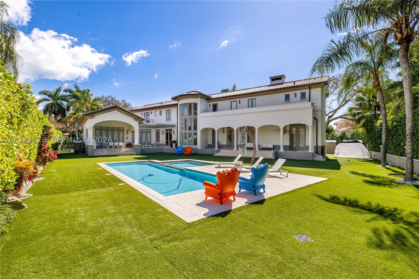 165 Paloma Dr, Coral Gables FL 33143