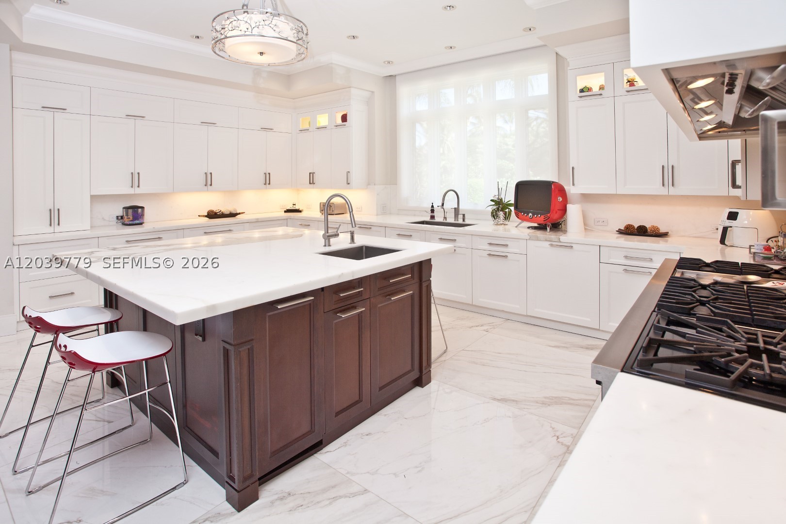 165 Paloma Dr, Coral Gables FL 33143