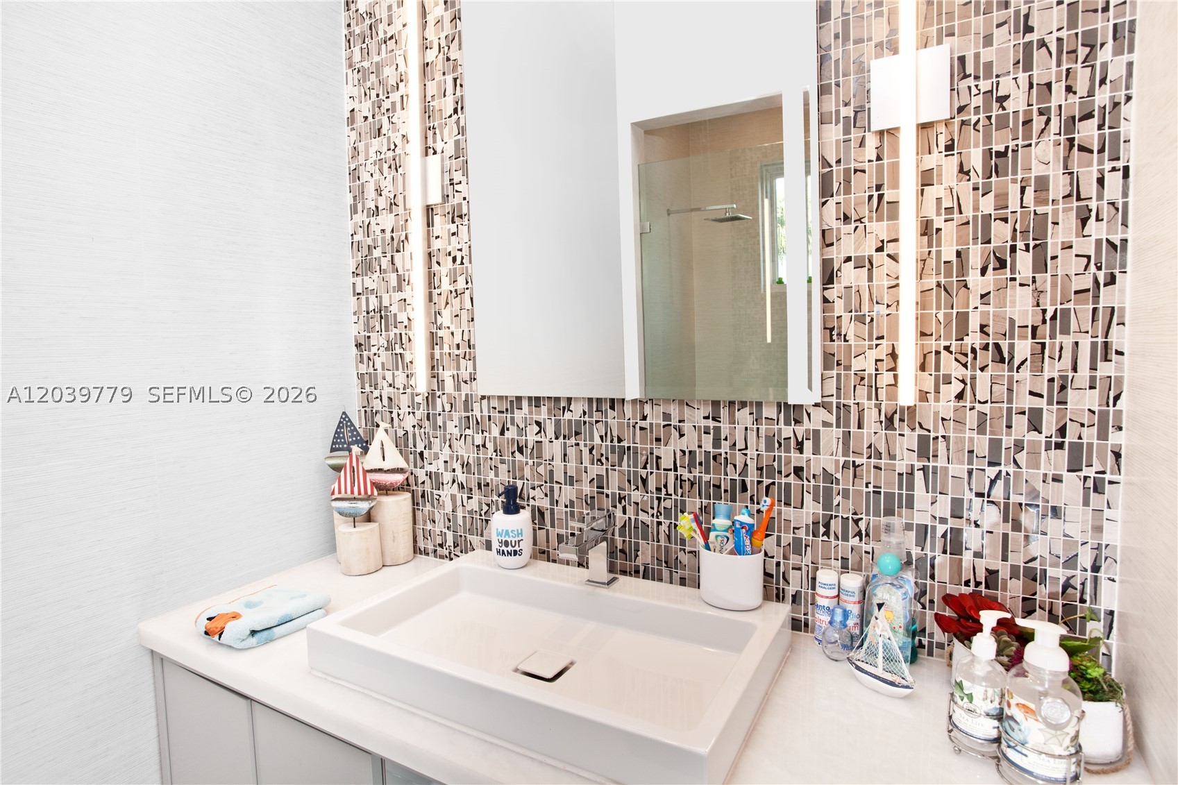 165 Paloma Dr, Coral Gables FL 33143