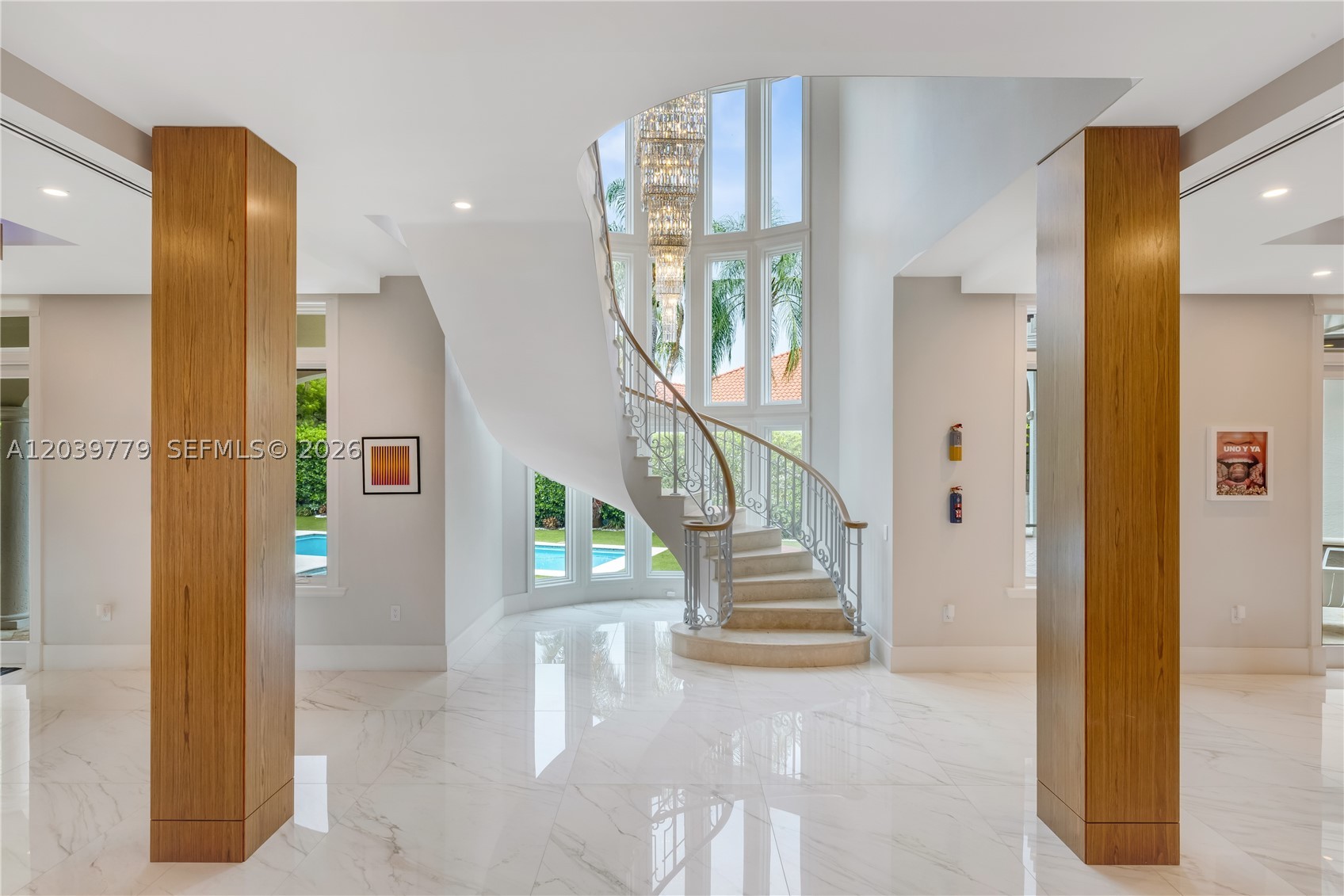 165 Paloma Dr, Coral Gables FL 33143