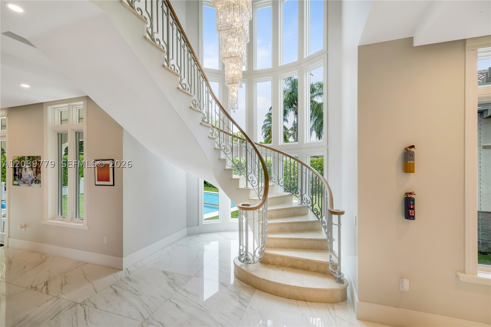 165 Paloma Dr, Coral Gables FL 33143