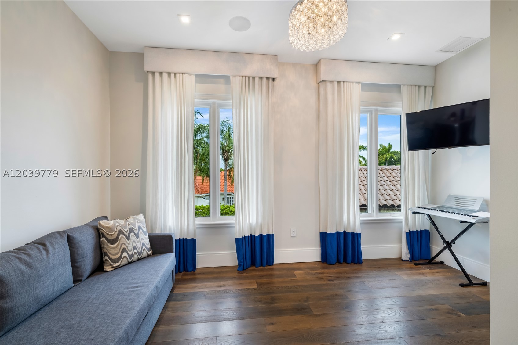 165 Paloma Dr, Coral Gables FL 33143