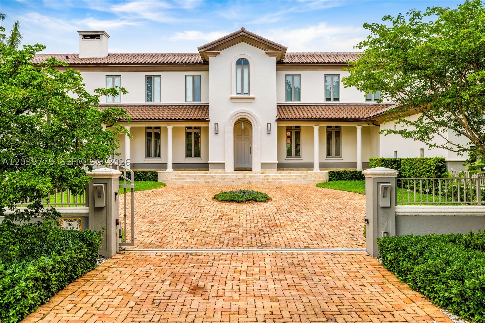165 Paloma Dr, Coral Gables FL 33143