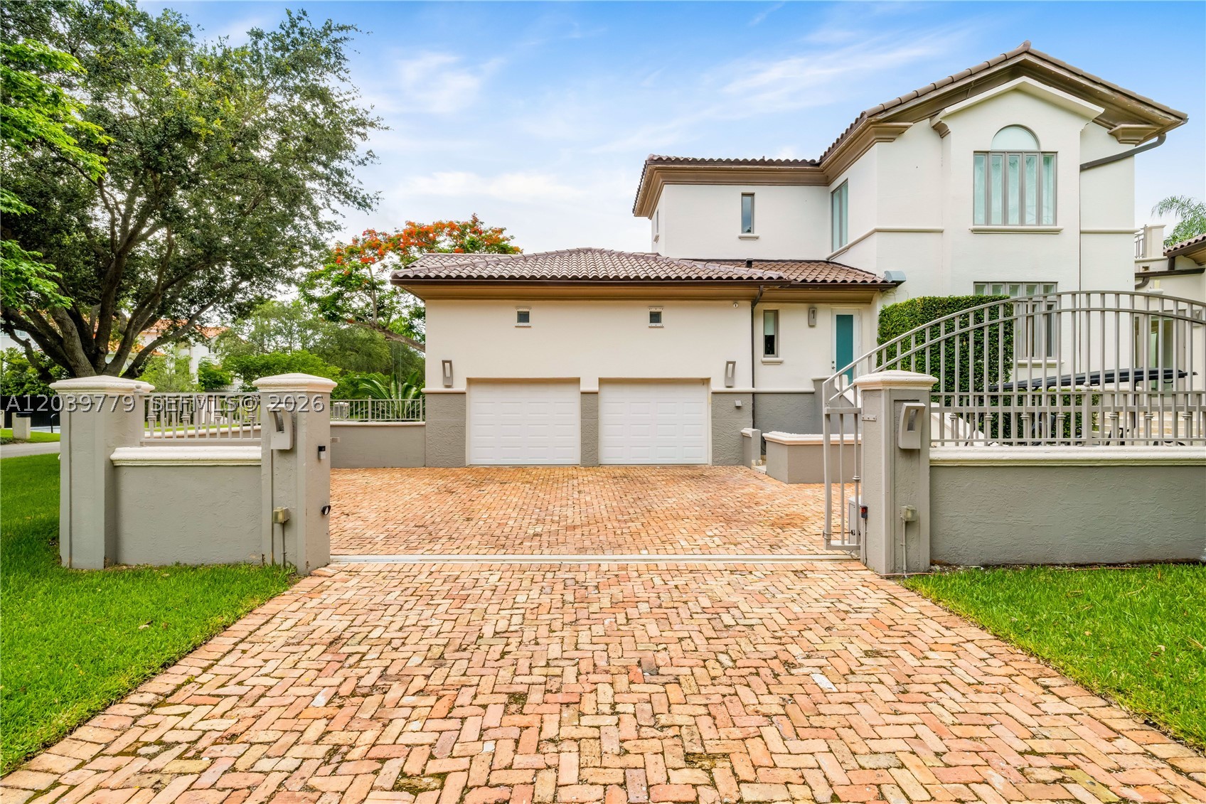 165 Paloma Dr, Coral Gables FL 33143