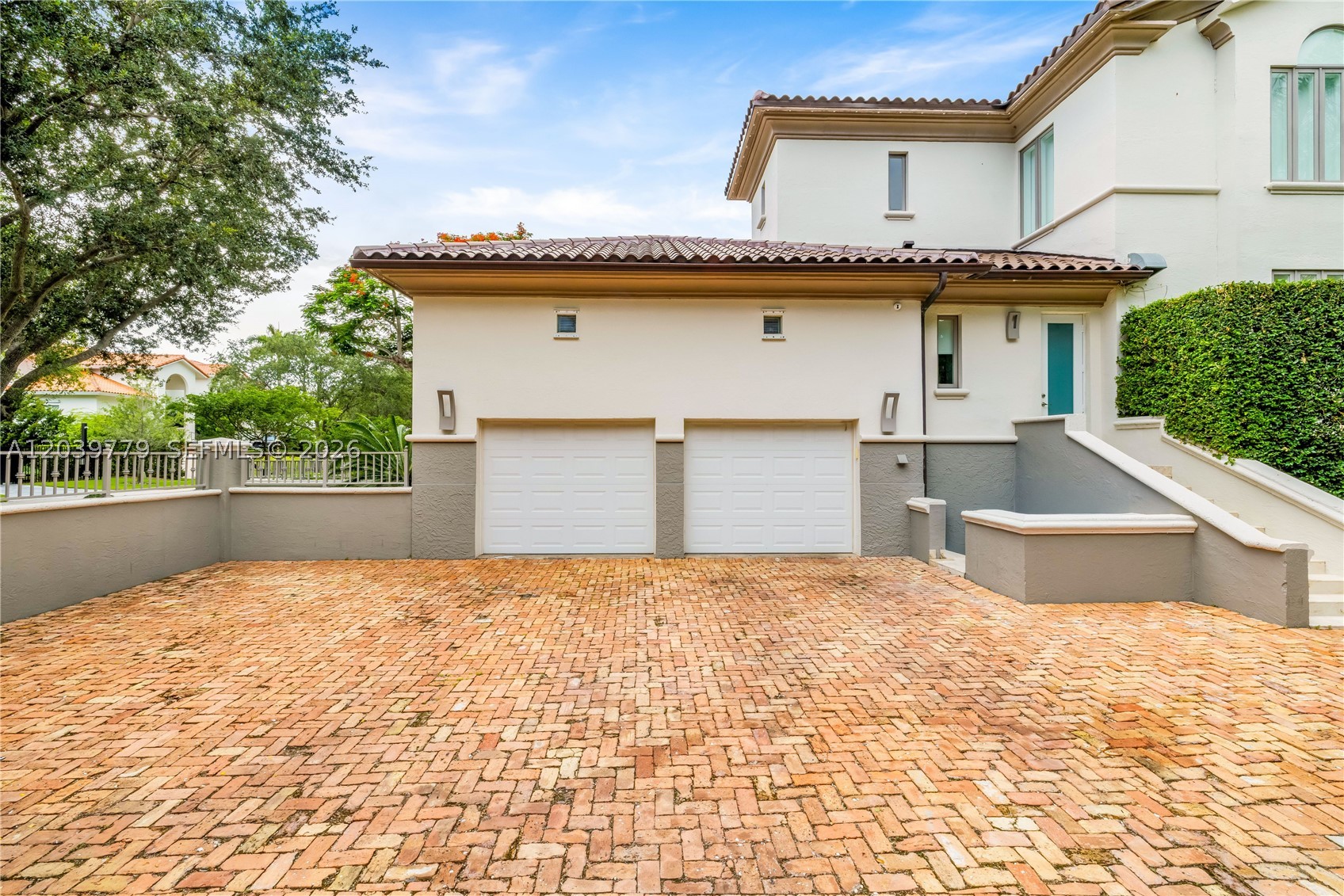 165 Paloma Dr, Coral Gables FL 33143