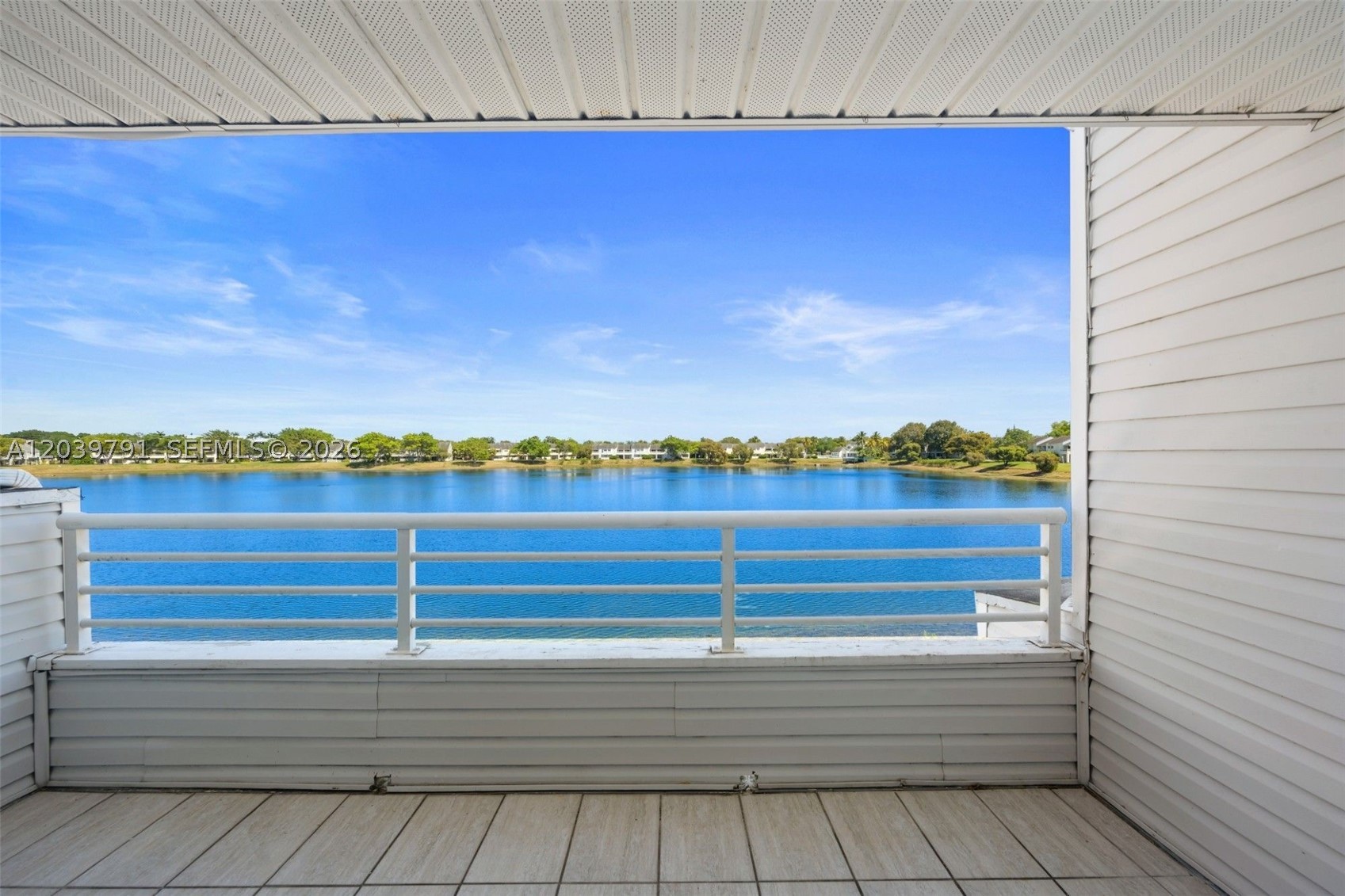 3449 NW 44th St #108, Oakland Park FL 33309