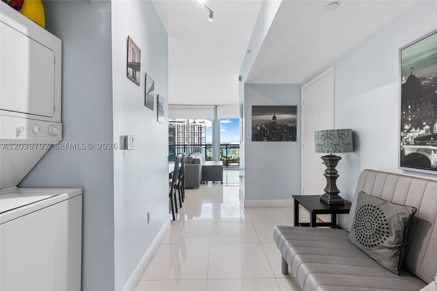 350 S Miami Ave #2815, Miami FL 33130