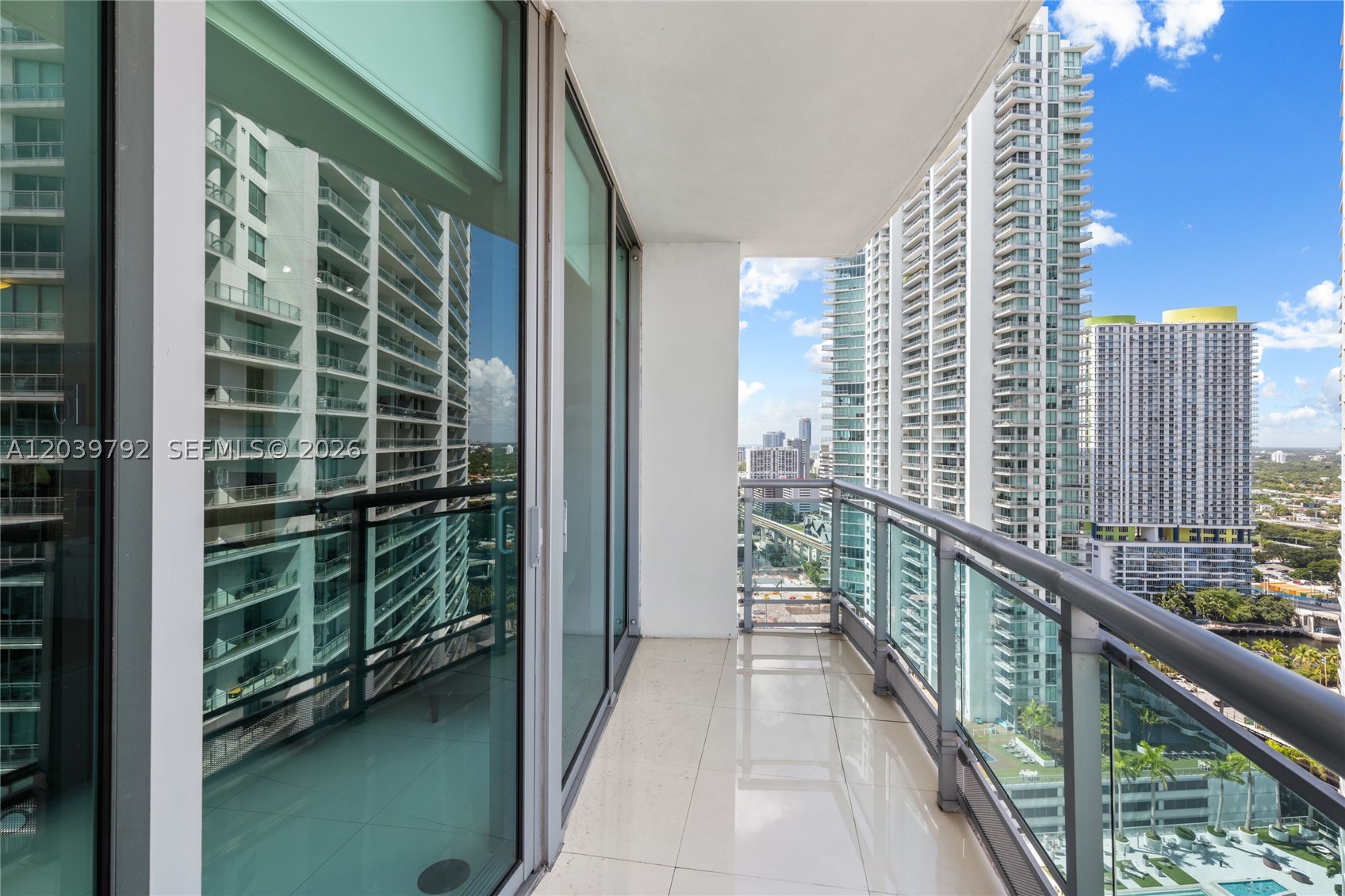 350 S Miami Ave #2815, Miami FL 33130