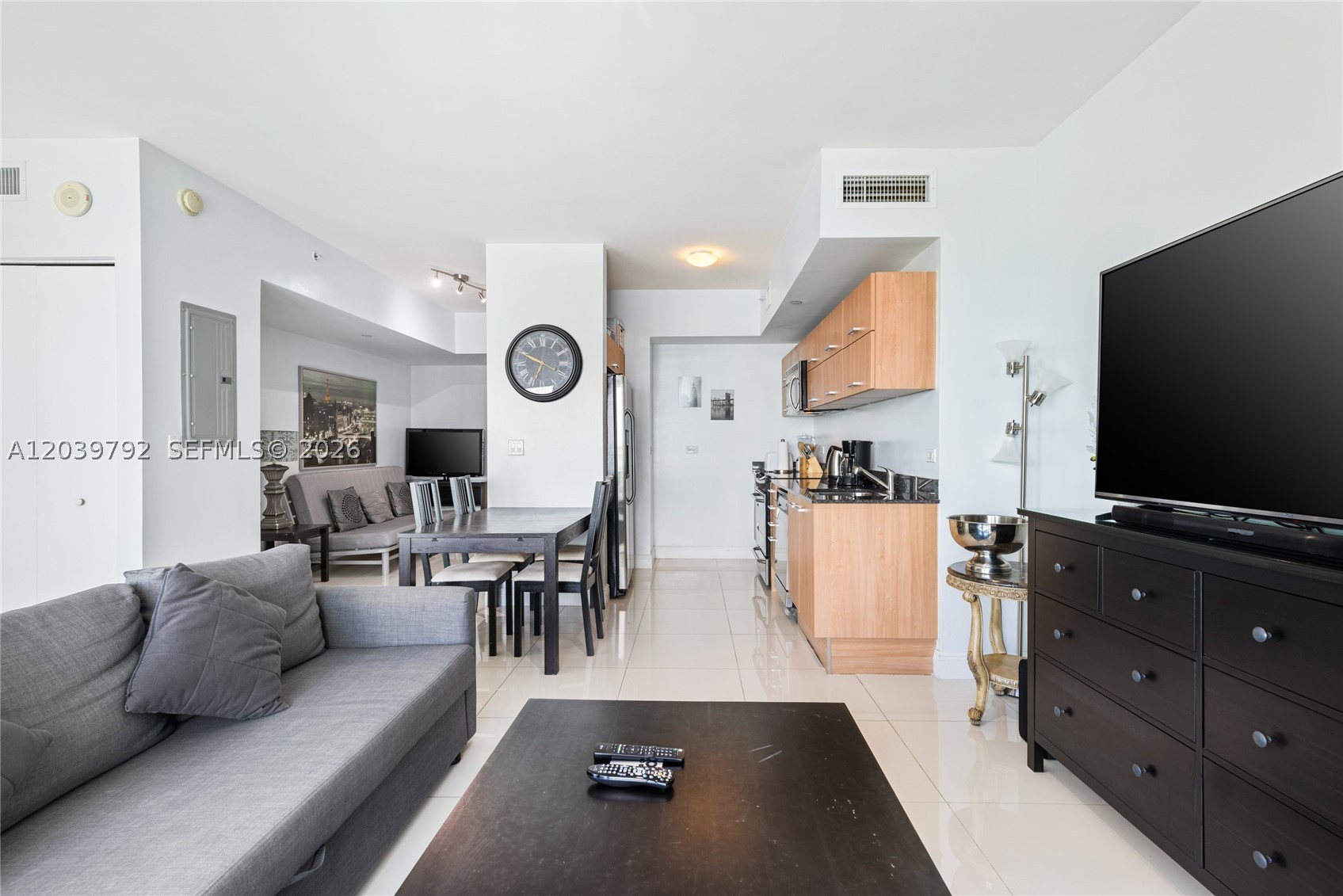350 S Miami Ave #2815, Miami FL 33130